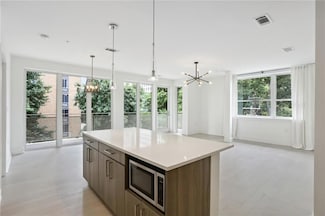 775 Juniper St NE Unit 523, Atlanta, GA 30308