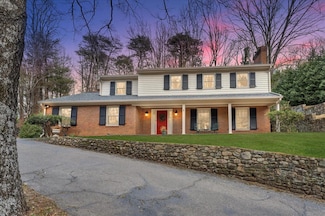 415 Willow Oak Dr SW, Roanoke, VA 24014