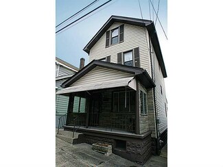 911 Haslage Ave, Pittsburgh, PA 15212