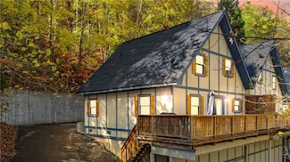 187 Alpenrosen Strasse, Helen, GA 30545