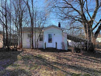 1712 E Donald St, South Bend, IN 46613