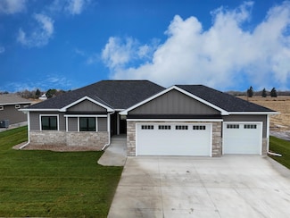 4929 17th St, Columbus, NE 68601