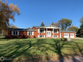 3 Park Rd, Humboldt, IA 50548