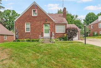 1703 Ferndale Rd NW, Canton, OH 44709