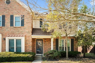 5269 Meadowknoll Ln, Columbus, OH 43220