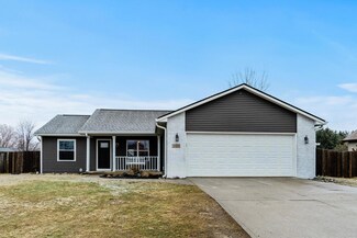201 Watercrest Ct, Avilla, IN 46710