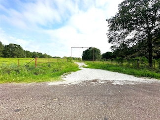 815 Jack Scheffer Rd, Trinity, TX 75862