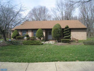 4542 Winding Brook Dr, Bensalem, PA 19020