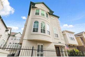 1330 Malone St, Houston, TX 77007