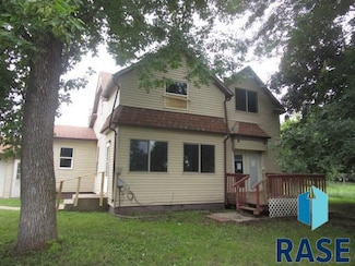 48150 230th St, Flandreau, SD 57028