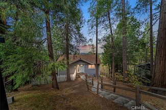 24646 Lake Gregory Dr, Crestline, CA 95046