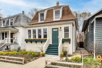 2309 W Berwyn Ave, Chicago, IL 60625