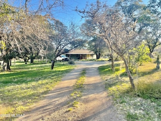 360 E Nuestro St, Oracle, AZ 85623