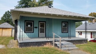 513 Lawton St, Bicknell, IN 47512