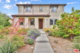 19142 Lull St, Reseda, CA 91335