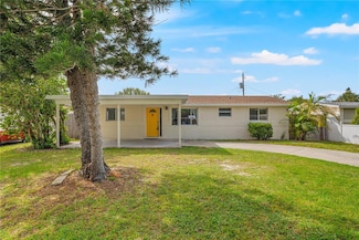 5624 63rd St N, Saint Petersburg, FL 33709