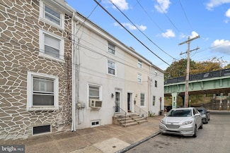 108 Roxborough Ave, Philadelphia, PA 19127