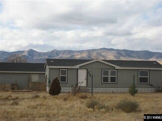 5265 Apache Dr, Stagecoach, NV 89429