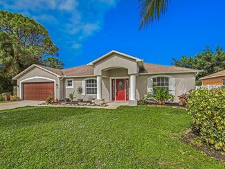 378 SW Kestor Dr, Port Saint Lucie, FL 34953