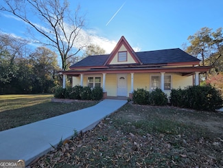 41 W Main St, Hampton, GA 30228