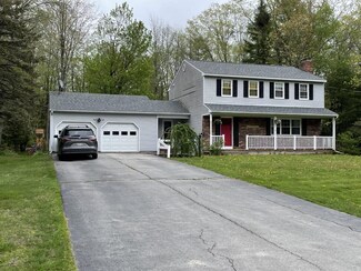 15 Corbett Ln, Winslow, ME 04901