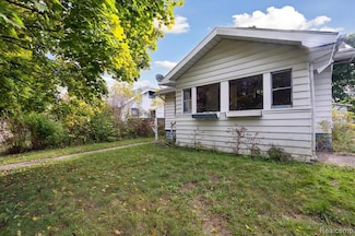 2515 Bagley St, Flint, MI 48504
