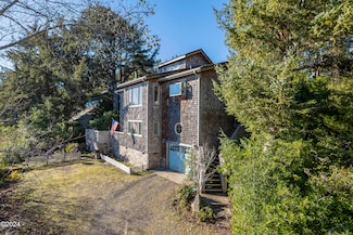 26 N Bay Ridge, Lincoln Beach, OR 97388