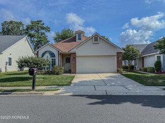 1604 Lacebark Rd, Toms River, NJ 08755