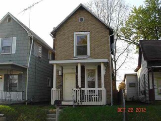 1011 W 1st St, Muncie, IN 47305