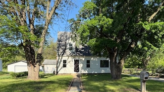 2812 Searles Ave, Rockford, IL 61101
