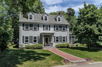 22 Leighton Rd, Wellesley, MA 02482