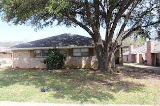 927 Bluebird Dr, Irving, TX 75061