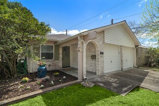 8907 Dunlap St, Houston, TX 77074