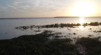 659 Calmwater Ct, Mabank, TX 75143
