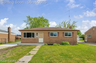 3218 E 14 Mile Rd, Warren, MI 48092