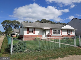 811 N 7th St, Millville, NJ 08332