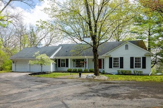 3965 W Loch Alpine Dr, Ann Arbor, MI 48103
