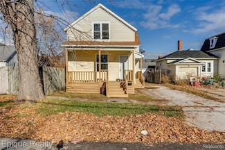 711 Stanton St, Port Huron, MI 48060