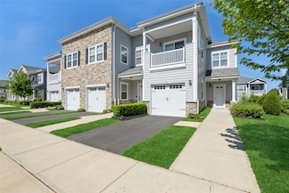 193 Summer Cir, East Northport, NY 11731