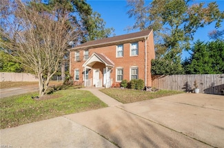 2201 Royal Haven Crest, Virginia Beach, VA 23454