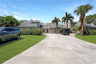 894 NE Sandalwood Place, Jensen Beach, FL 34957