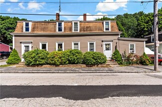 14 Mill St, Hope, RI 02831