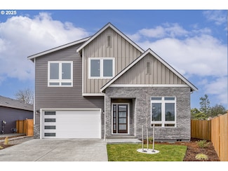15201 S East Towers Terrace, Milwaukie, OR 97267