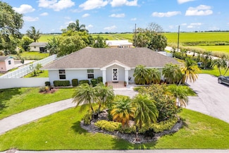 1073 SE 3rd St, Belle Glade, FL 33430