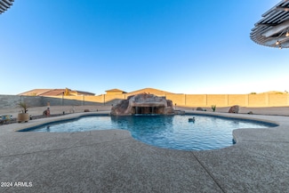 13524 Sierra Vista Dr, Glendale, AZ 85307