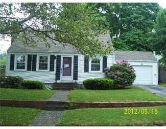 109 Bryant Rd, Cranston, RI 02910