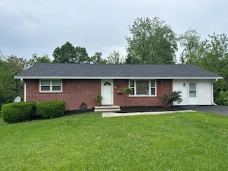 6654 Belspring Rd, Fairlawn, VA 24141