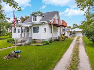 53 Spafford St, Saunemin, IL 61769