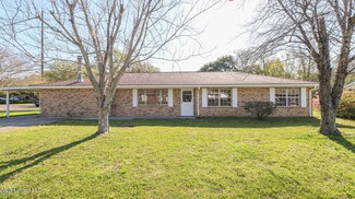 932 Oakleigh Ave, Gulfport, MS 39507
