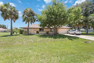 27581 Tierra Del Fuego Cir, Punta Gorda, FL 33983
